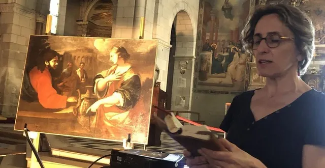 photo  la restauratrice versaillaise bérengère goulard explique les étapes de la restauration de la toile « le christ et la samaritaine » de pierre lemaire.  &copy;  ouest-france 