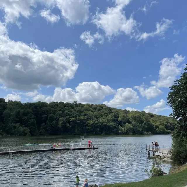 Le lac artificiel de Rabodanges s’étend sur près de 100 hectares. Ouest-France photo le lac artificiel de rabodanges s’étend sur près de 100 hectares. © ouest-france