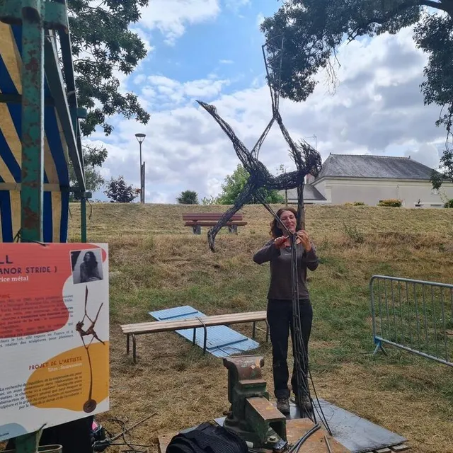 photo montjean-sur-loire, le jeudi 13 juillet 2023. l’œuvre de nell stride a été choisie pour être exposée à gesté, commune nouvelle de beaupréau-en-mauges et partenaire de montjean-sur-loire pour l’exposition.  ©  co – battiste delfino