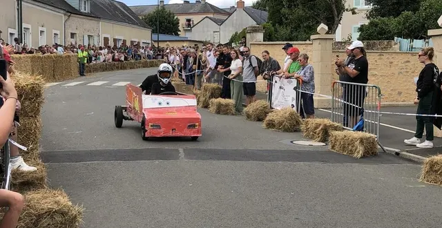 photo  les 33 équipages au départ ont essayé de boucler les 600 m du parcours le plus rapidement possible. pas toujours simple.  &copy;  ouest-france 