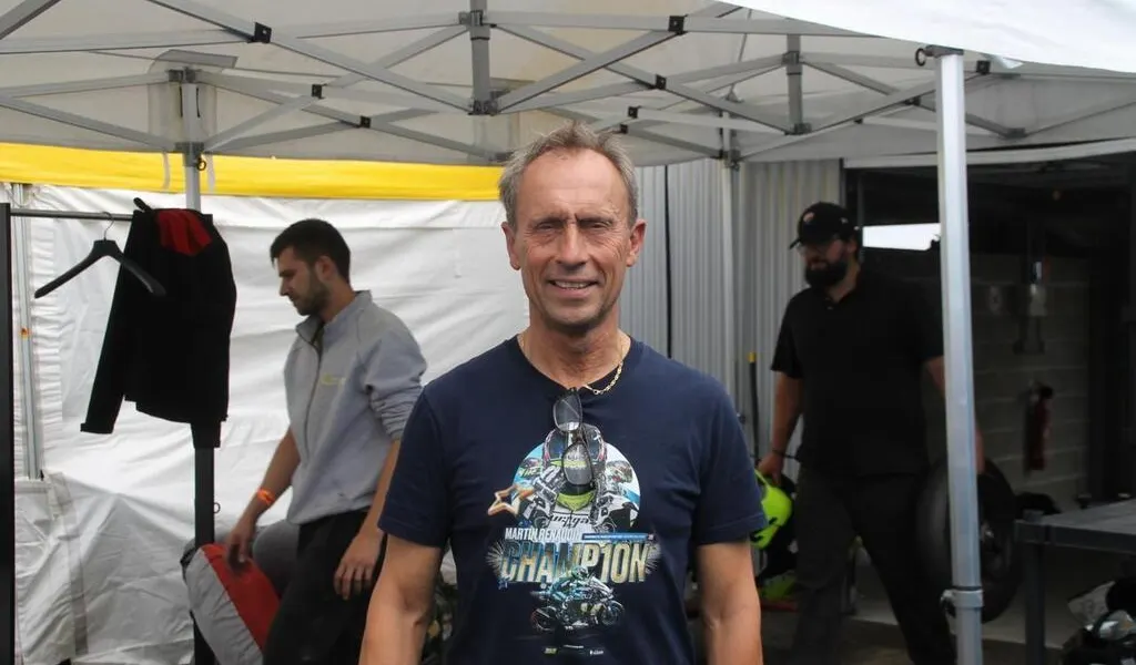 Moto. « L’esprit d’équipe est important » Éric Chéron partage son