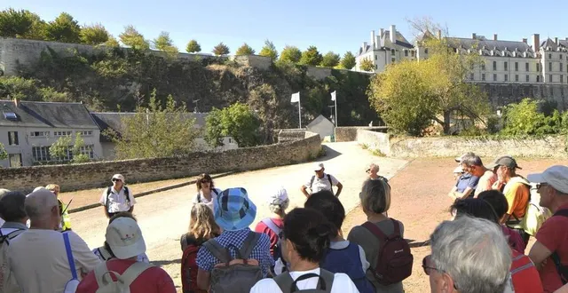 photo  un parcours proposé par le crrl sur les traces de la seconde guerre mondiale à thouars.  &copy;  archives co 
