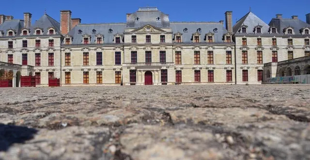 photo  le château des ducs de la trémoille abrite le collège marie-de-la-tour-d’auvergne.  &copy;  archives co 