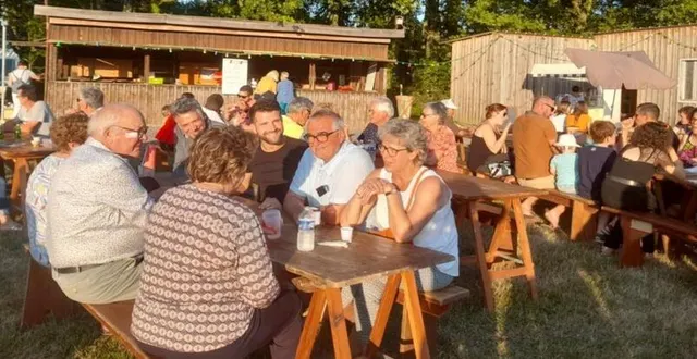 photo  une belle soirée orchestrée par le comité des fêtes.  &copy;  le maine libre 