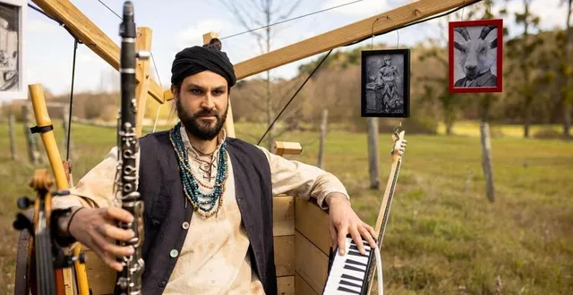 photo  vlad lautarescu présente samedi 22 juillet 2023, à 20 h 45, à vaas (sarthe), le spectacle solorkestar dans le cadre de festiloir.  &copy;  ouest-france 