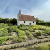 photo le jardin de la chapelle saint-roch à argentan a besoin d’un petit coup de fraîcheur, rendez-vous dimanche.