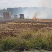photo  un feu a détruit un champ de 5 ha ?en milieu d’après-midi ce samedi 22 juillet 2023 ?à rouperroux-le-coquet. 