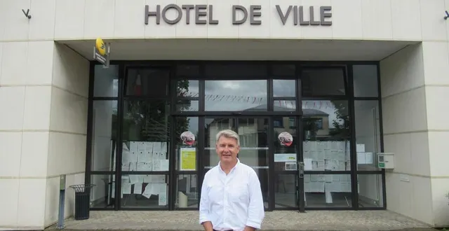 photo  laurent paris, le maire de rouillon : « la qualité et un nombre d’agents adapté à la charge de travail sont enfin au rendez-vous ».  &copy;  le maine libre 