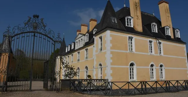 photo  rendez-vous à avoise, ce dimanche à partir de 14 heures, pour visiter le château de dobert.  &copy;  photo archives le maine libre 