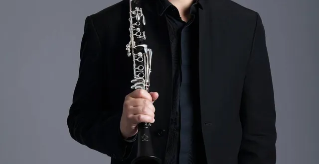 photo  le clarinettiste florent héau se produit dans le cadre du festival artenetra.  &copy;  philippe emmonet 
