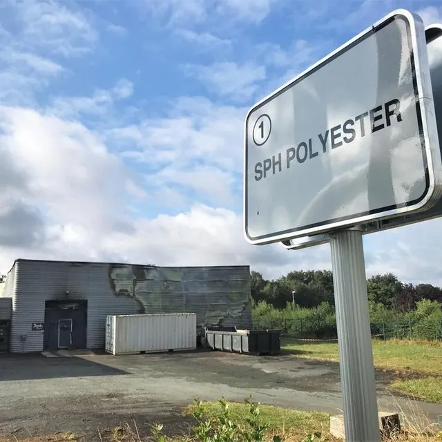 photo l'entreprise sph polyester est située derrière l'etoile routière, à la flèche.  ©  le maine libre
