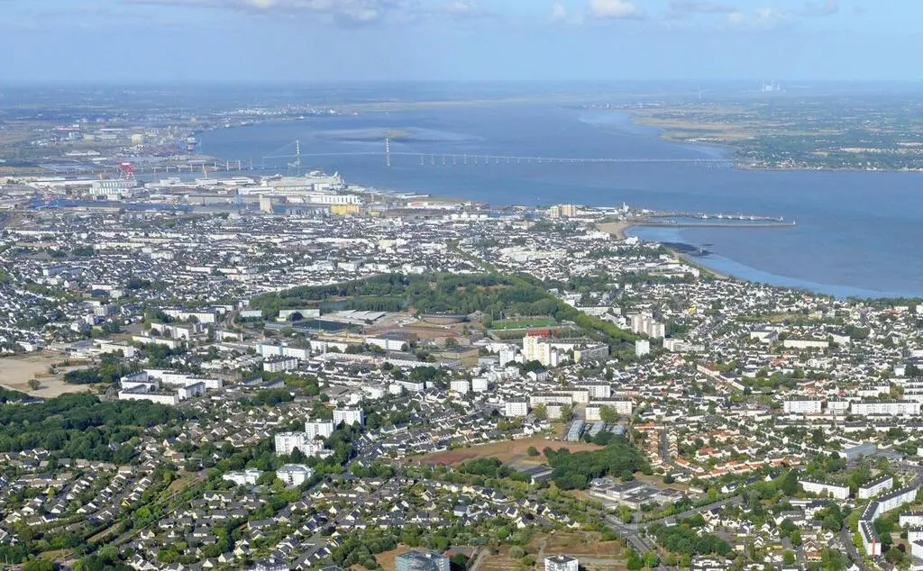 INFO OUESTFRANCE. Le port de NantesStNazaire devient la quatrième