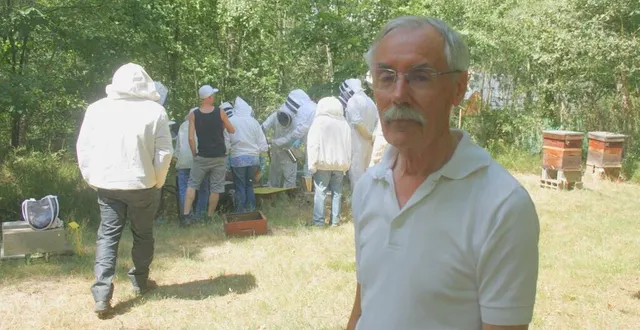 photo  patrick cresson est professeur des premières années à la ruche école de la chapelle-saint-aubin.  &copy;  ouest france 