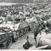 photo  en août 1944, la 2e db du général leclerc participait à la libération de l’orne. 