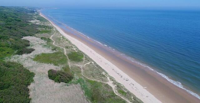 photo de la Normande Omaha Beach, la plage la plus populaire de France
