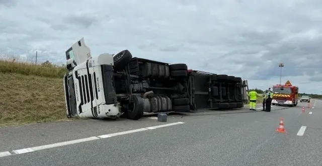 photo  le conducteur du camion, âgé de 55 ans, a été blessé par l’accident.  &copy;  ouest-france 