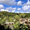 photo le village de saint-céneri-le-gérei, dans l’orne, fait partie des plus beaux villages de france.