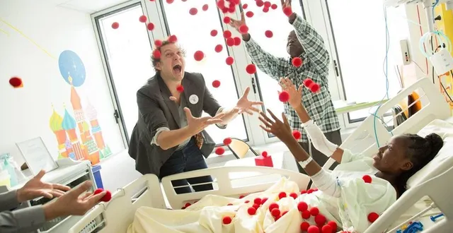 photo  appel aux dons pour des spectacles aux enfants hospitalisés.  &copy;  pierre-emmanuel rastoin 