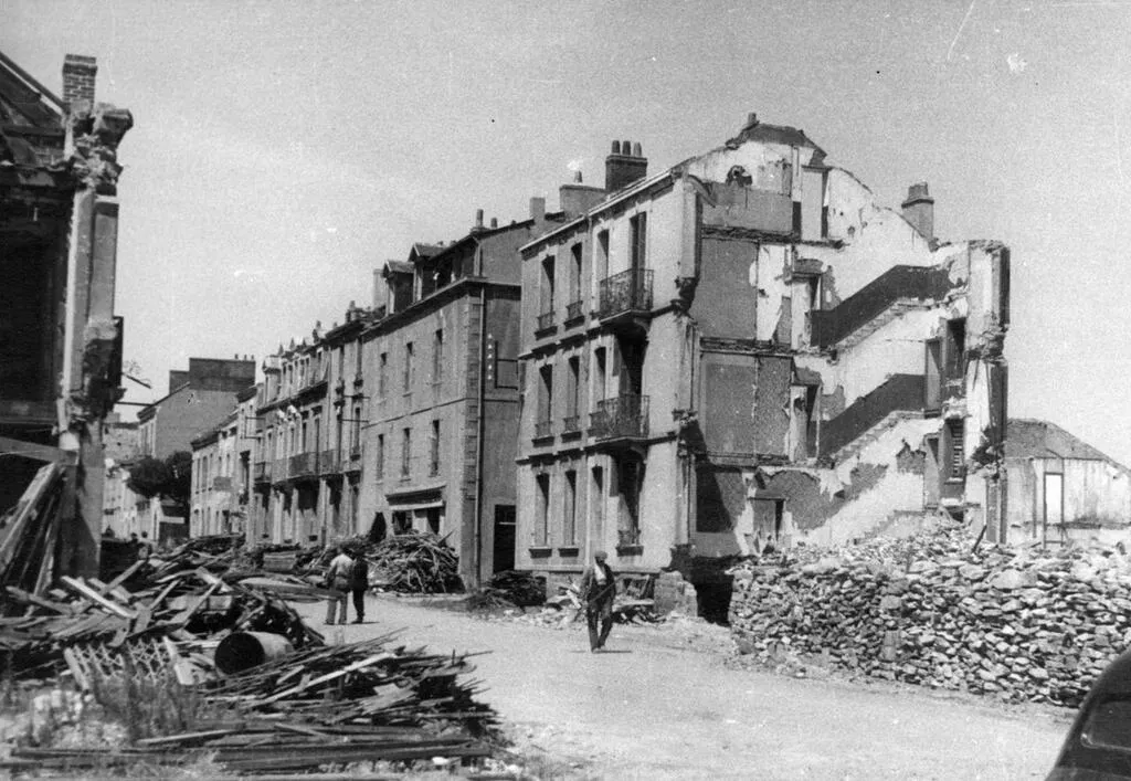 RÉCIT. Il y a 80 ans, la dernière bombe tombait sur SaintNazaire