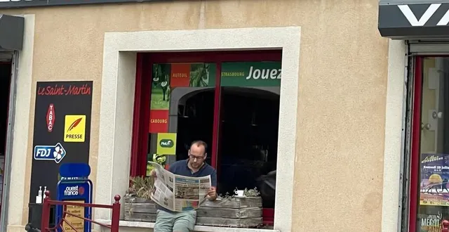 photo  un lieu de convivialité, intégré aux autres commerces de proximité.  &copy;  le maine libre 