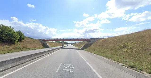 photo  trois hommes ont été blessés sur l’a28, dans la nuit de dimanche à lundi.  &copy;  capture d’écran google maps 
