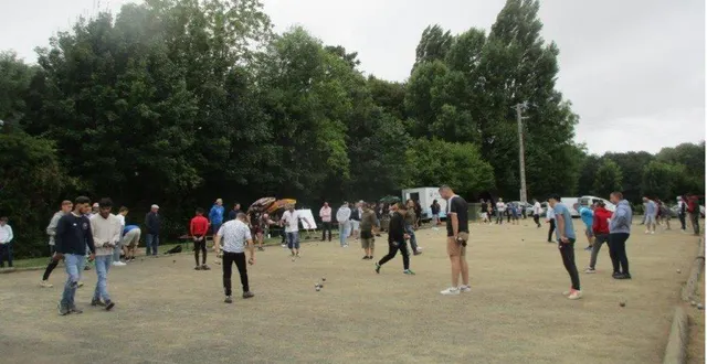 photo  dimanche, le tournoi de boules annuel organisé par l’association courgains ping-pong a réuni 36 équipes, soit 72 joueurs. l’équipe provo est sortie victorieuse. « le rendez-vous est déjà pris pour 2024 », note patrick manuel, président.  &copy;  courgains ping-pong 