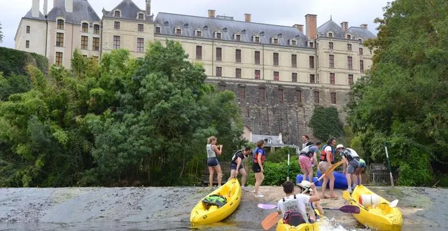 photo  ces visites sont organisées par les bénévoles de thouars canoë-kayak.  &copy;  archives co – carl guillet 