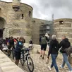 photo  angers, domaine national du château, samedi 5 août 2023. les visiteurs de toutes nationalités affluent au château. 