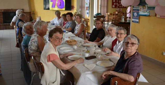 photo  les résidents bénéficient de longs moments d’échange.  &copy;  le maine libre 