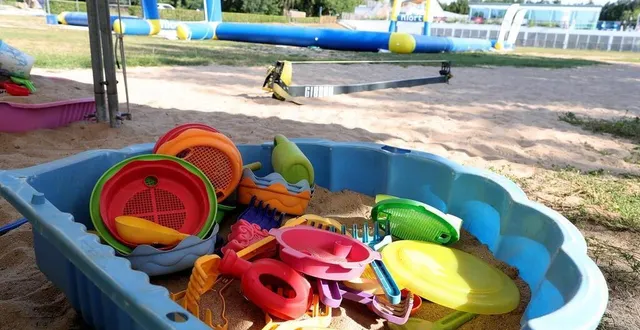 photo  niort plage au pré-leroy.  &copy;  archives co 