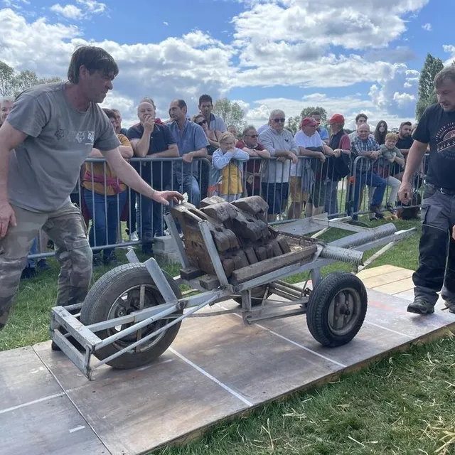 photo les épreuves sont toutes inspirées des traditions agricoles.  ©  le maine libre
