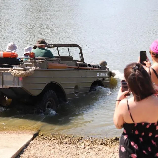 photo des démonstrations de véhicules amphibies sont au programme.  ©  archives ouest-france