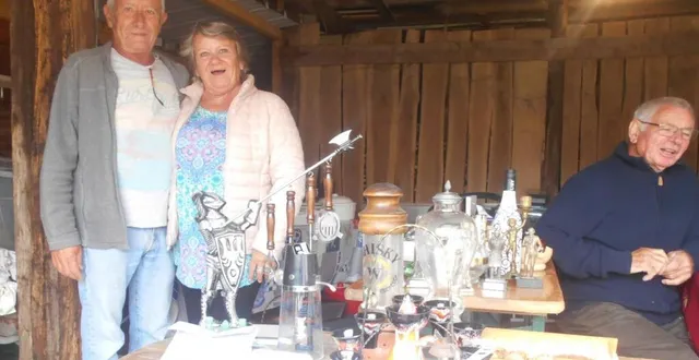 photo  maryse et yoann, son compagnon, trouvent sympathique cette formule de vide-maisons.  &copy;  ouest-france 