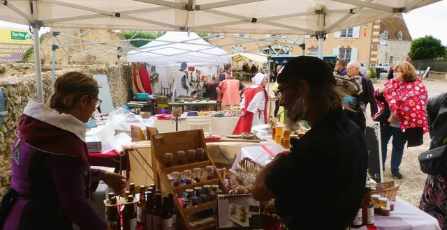 photo  le stand de sabrina jossec, productrice de safran.  &copy;  le maine libre 