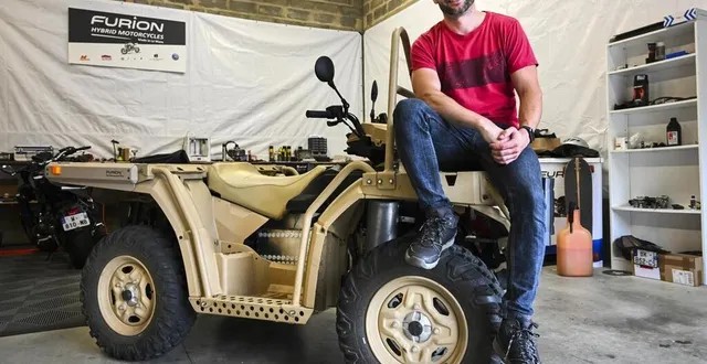 photo  marc evenisse est le président fondateur de furion au mans. son entreprise a transformé un quad de l’armée en s’occupant de l’hybridation du moteur, le rendant encore plus polyvalent.  &copy;  le maine libre – denis lambert 