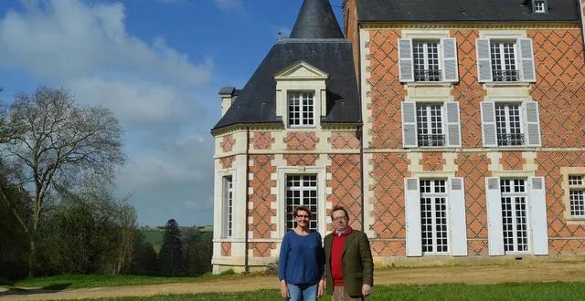photo  isabelle et fabrice hugot sont les propriétaires du château.  &copy;  ouest-france 