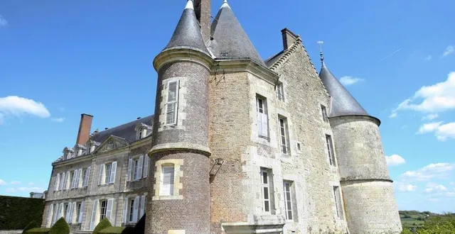 photo  le château de montmirail organise aussi régulièrement des événements pour tous.  &copy;  archives le maine libre – yvon loué 