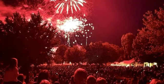 photo  après les feux d’artifice du 14 juillet, de nouveaux spectacles pyrotechniques sont organisés en sarthe.  &copy;  archives le maine libre 