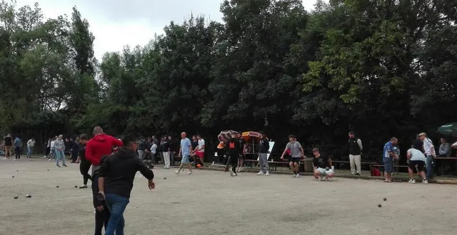 photo  36 doublettes étaient présentes.  &copy;  le maine libre 