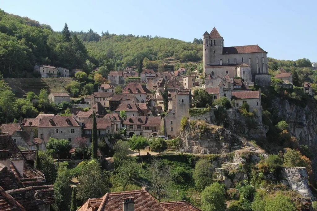 SaintCirqLapopie, l’un des plus beaux villages de France perché sur