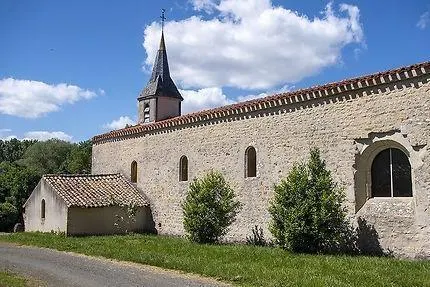 photo  église saint-hilaire d’availles-thouarsais.  &copy;  guide du routard 