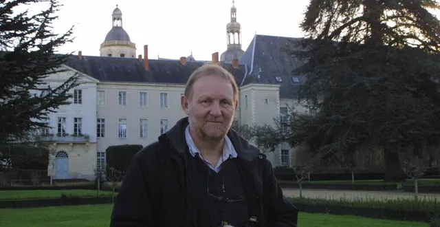 photo  ici photographié en 2006, claude aubert, photographe officiel du prytanée pendant 35 ans, est décédé mardi 15 août 2023.  &copy;  archives ouest-france 