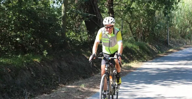 photo  pierre touchet prend le départ du paris-brest-paris, ce dimanche 20 août 2023.  &copy;  pierre touchet 