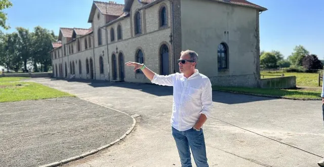 photo  arnaud angéliaume, directeur général de l’agence auctav, a présenté les nouvelles activités au haras de bois roussel, dans l’orne.  &copy;  ouest-france 