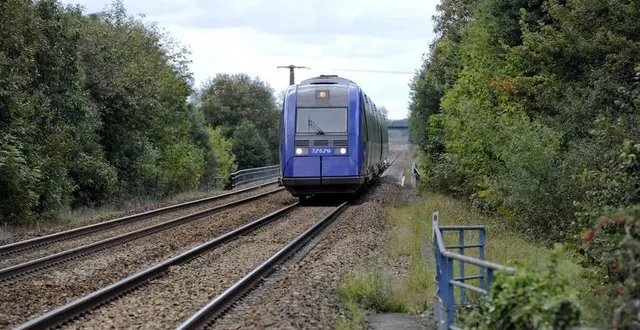 photo  le trafic des trains sera fortement perturbé pendant trois jours en raison d’un mouvement social.  &copy;  archives le maine libre – yvon loue 