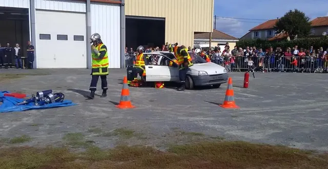 photo  démonstration devant le public en 2019.  &copy;  co 