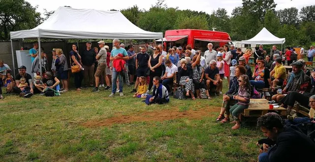 photo  un public intergénérationnel s’était rassemblé lors du rendez-vous qui avait eu lieu en juillet dernier.  &copy;  ouest-france 