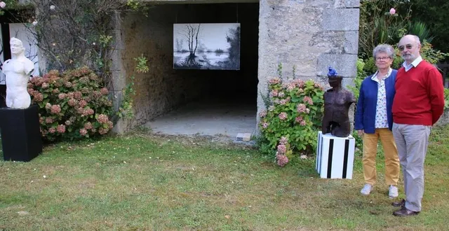 photo  au manoir de couesme, isabelle contraires-bourlaud et guy bourlaud, présentent leurs dessins, peintures et sculptures de céramiques.  &copy;  ouest-france 