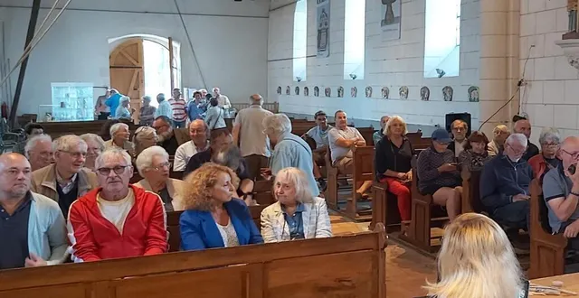 photo  la conférence a été suivie par une cinquantaine de personnes.  &copy;  le maine libre 