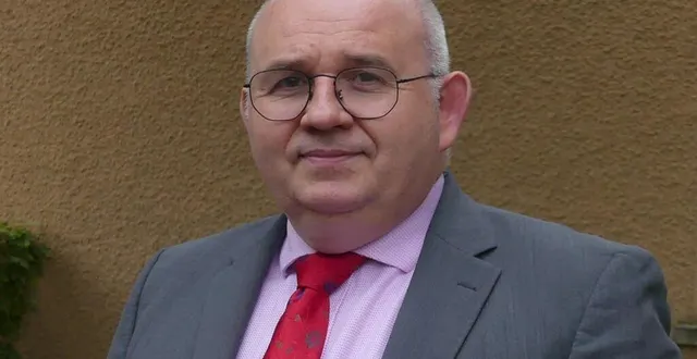 photo  franck dehaut a choisi de quitter le nord pour diriger le collège.  &copy;  ouest-france 